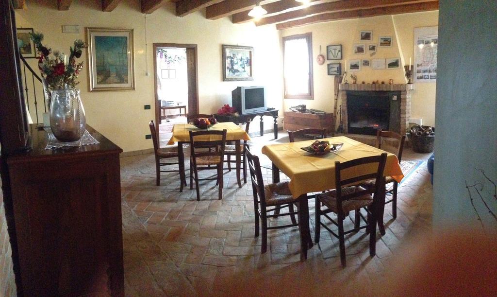 Agriturismo Principe Pio Villa Crespino Bagian luar foto